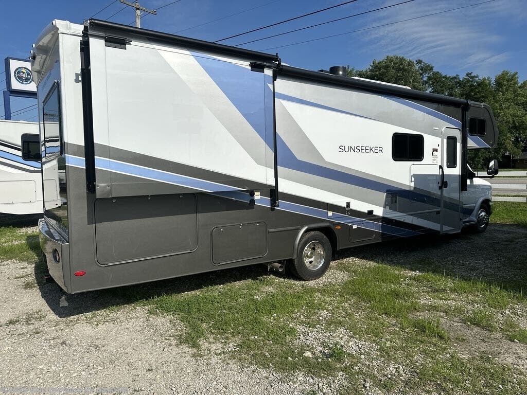 2026 Sunseeker 3010DS by Forest River from Blue Compass RV Gassville in Gassville, Arkansas