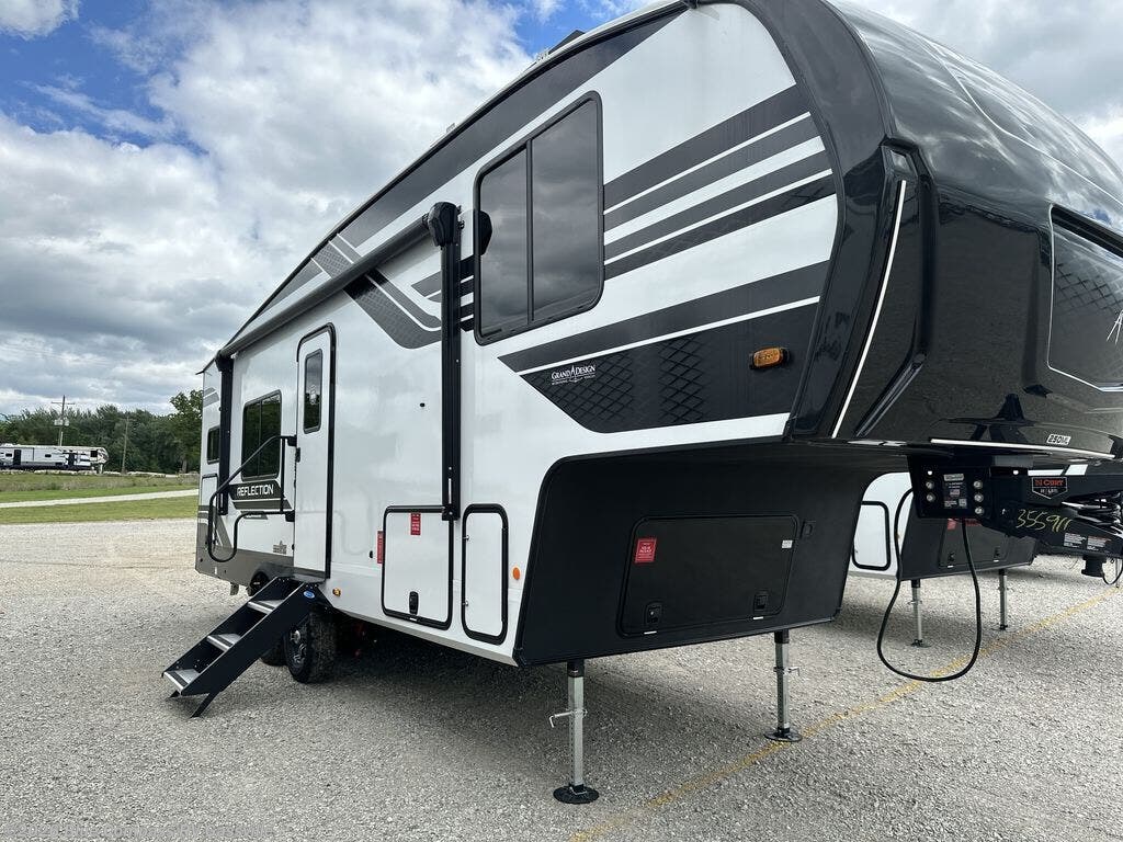 New 2026 Grand Design Reflection 150 Series 250ML available in Gassville, Arkansas