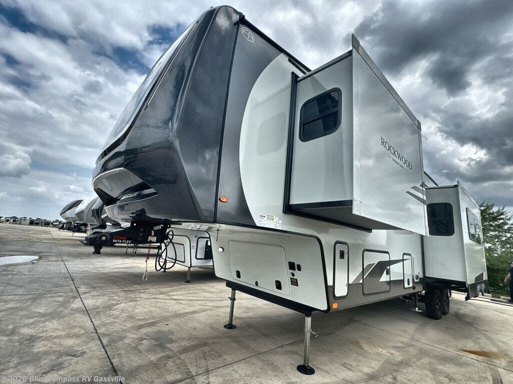 New 2026 Forest River Rockwood Signature 404SRK available in Gassville, Arkansas