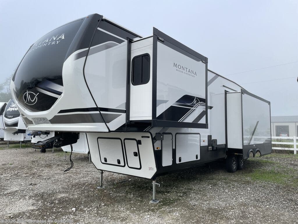 New 2025 Keystone Montana High Country 331RL available in Gassville, Arkansas