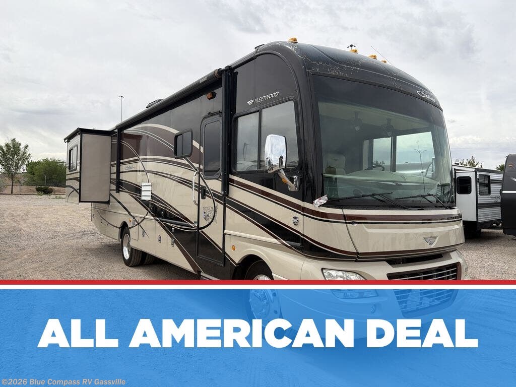 2014 Fleetwood Southwind 34A - Used Class A For Sale by Blue Compass RV Gassville in Gassville, Arkansas features Slideout