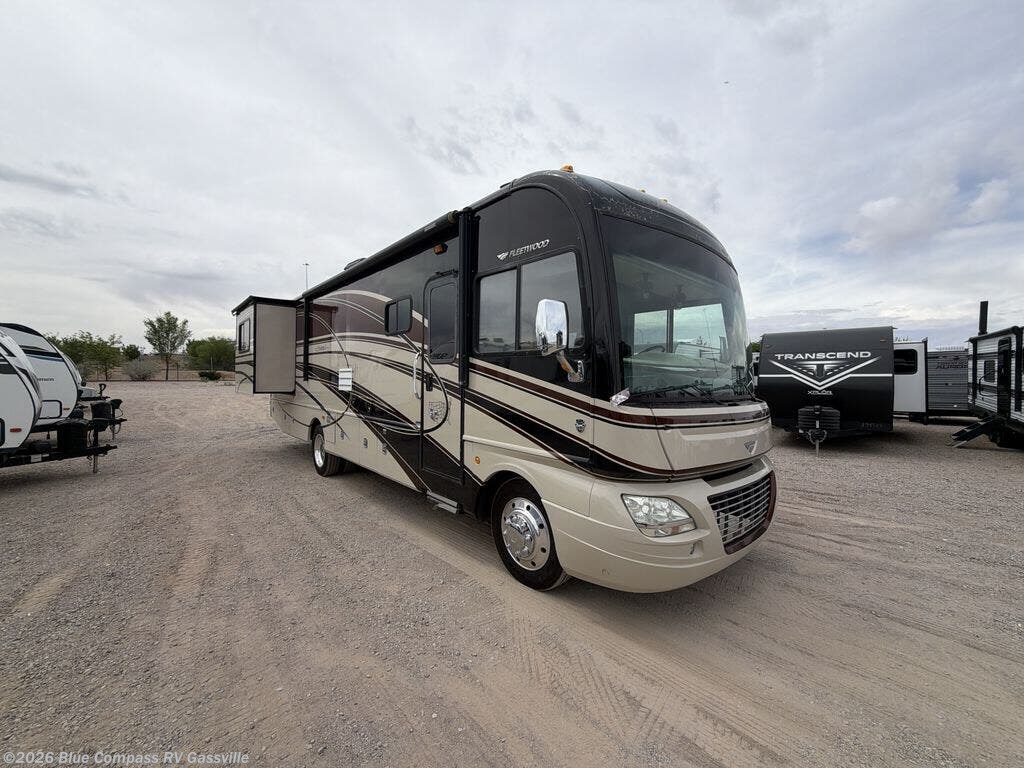 2014 Southwind 34A by Fleetwood from Blue Compass RV Gassville in Gassville, Arkansas