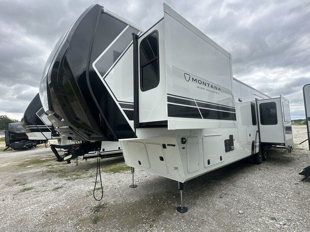 New 2027 Keystone Montana High Country 391TB available in Gassville, Arkansas