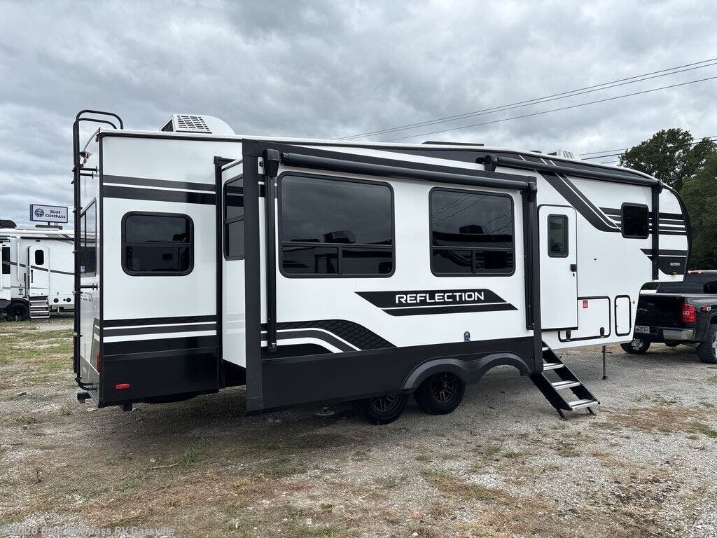 2027 Grand Design Reflection 303RLS - New Fifth Wheel For Sale by Blue Compass RV Gassville in Gassville, Arkansas