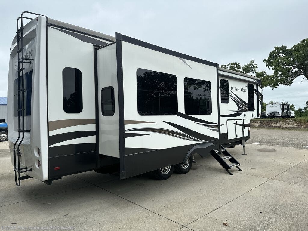 2020 Bighorn 3370EL by Heartland from Blue Compass RV Gassville in Gassville, Arkansas