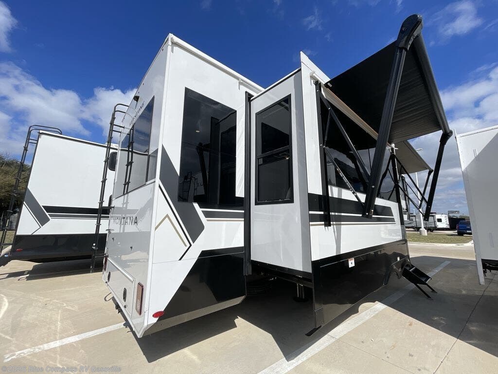 2027 Montana 3100RL by Keystone from Blue Compass RV Gassville in Gassville, Arkansas