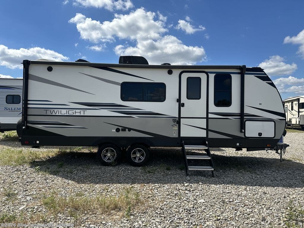 Used 2022 Cruiser RV Twilight Signature TWS 2280 available in Gassville, Arkansas