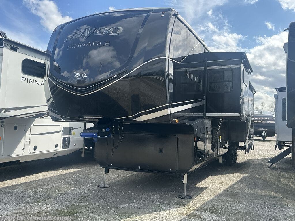 New 2026 Jayco Pinnacle 38FBRK available in Gassville, Arkansas