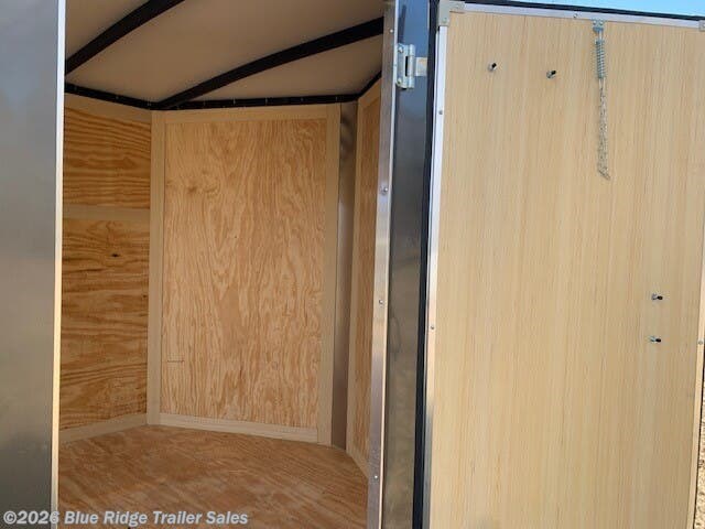2027 Homesteader photo 6