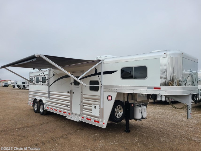 New 2025 Platinum Coach Outlaw 3HGN w/ 10&apos;8&quot; SW OUTLAW Onan 4.0 available in Kaufman, Texas