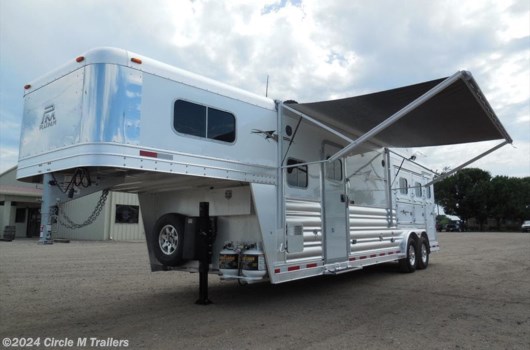3 Horse Trailer - 2024 Platinum Coach Outlaw 3HGN w/ 10'4" SW REVERSE Outlaw + ONAN available New in Kaufman, TX