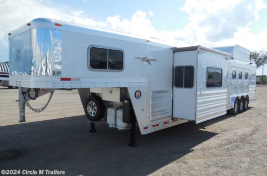 4 Horse Trailer - 2023 Platinum Coach Outlaw 4H 16' 8" side/slide WI-FI Smart TV's!! OUTLAW available New in Kaufman, TX
