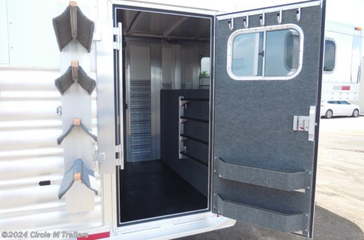 3 Horse Trailer - 2024 Platinum Coach 4 horse 2' SW 7'6" wide available New in Kaufman, TX