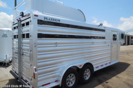 3 Head Livestock Trailer - 2024 Platinum Coach 4 Horse 2' SW 7'6" Wide available New in Kaufman, TX