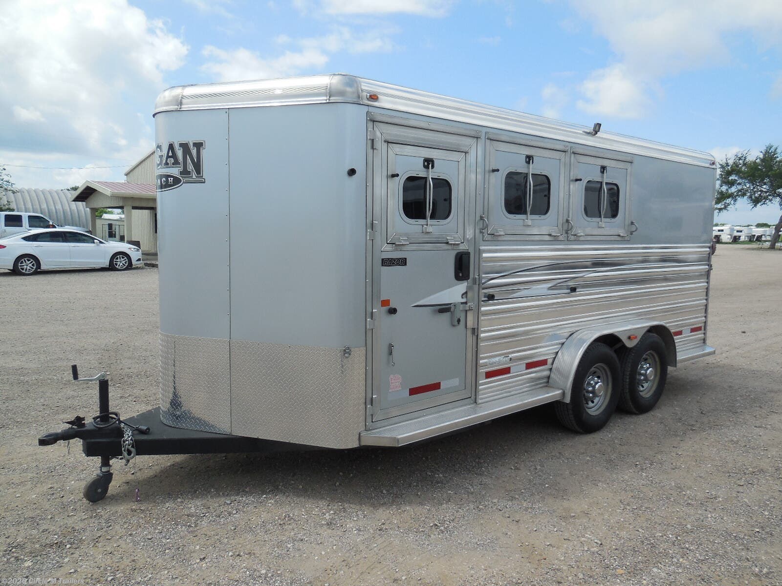 Logan Coach Horse trailers for sale