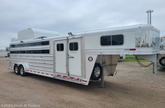 5 Horse Trailer - 2024 Platinum Coach 6 Horse PERFECT SIDE TACK available New in Kaufman, TX