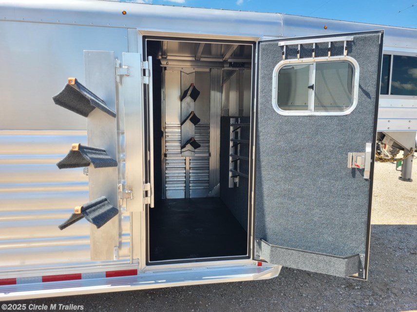 New 2025 Platinum Coach 25&apos; Stock Combo 7&apos;6&quot; wide..SWING OUT SADDLE RACK! available in Kaufman, Texas