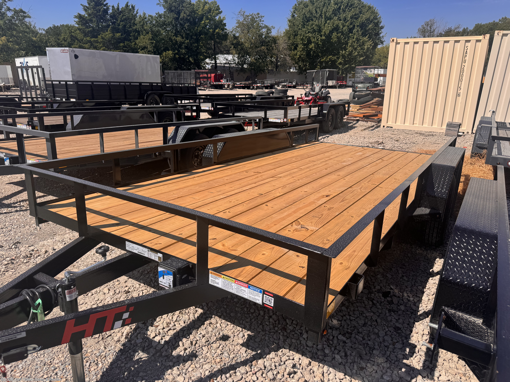 2027 HT Trailers