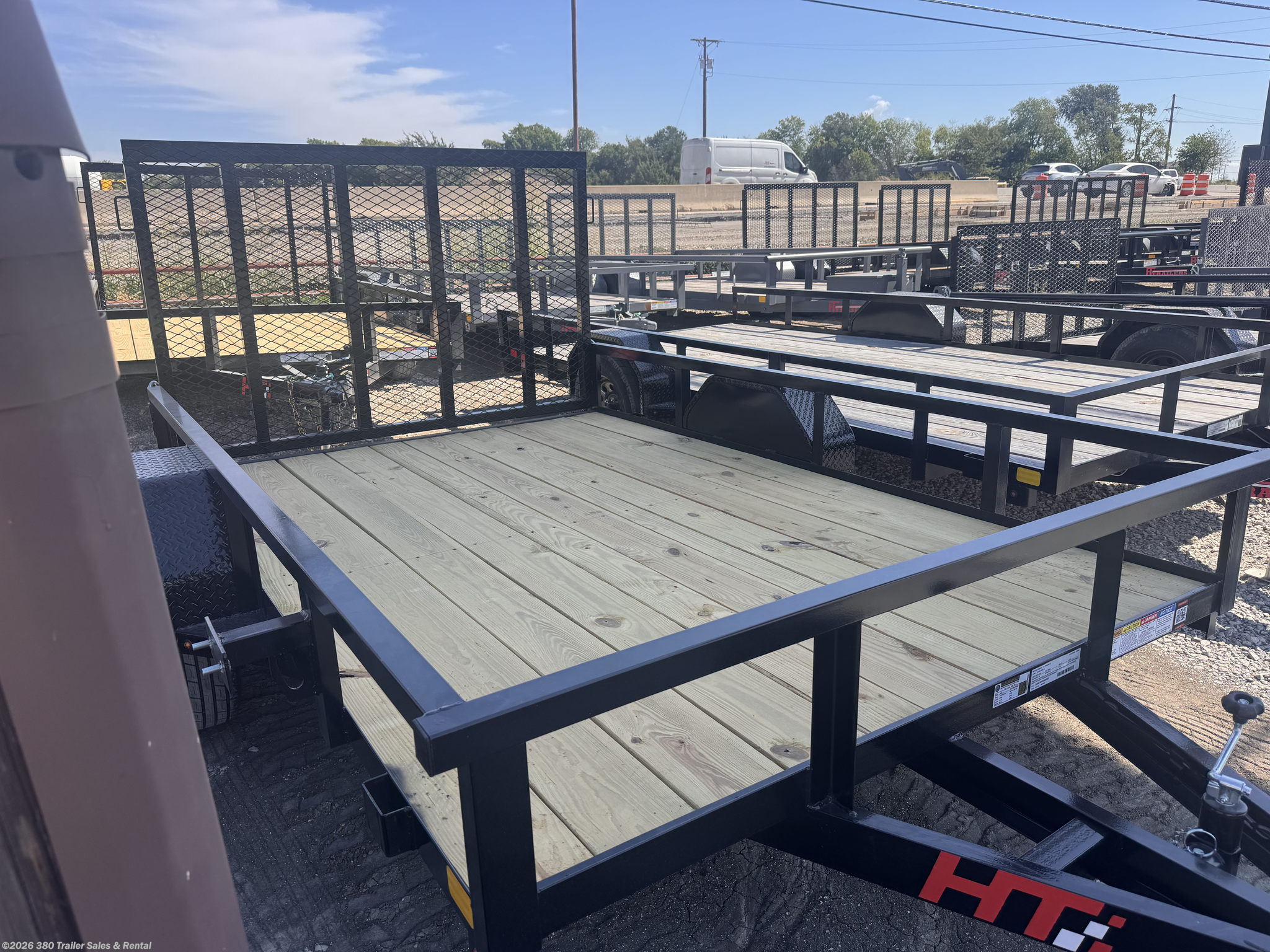 2027 HT Trailers