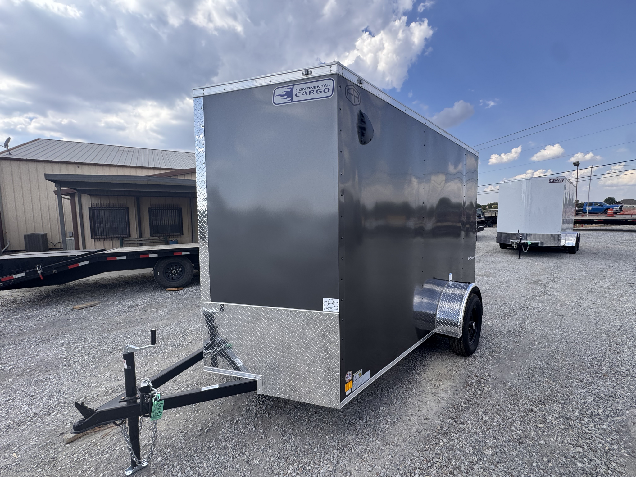 2027 Continental Cargo