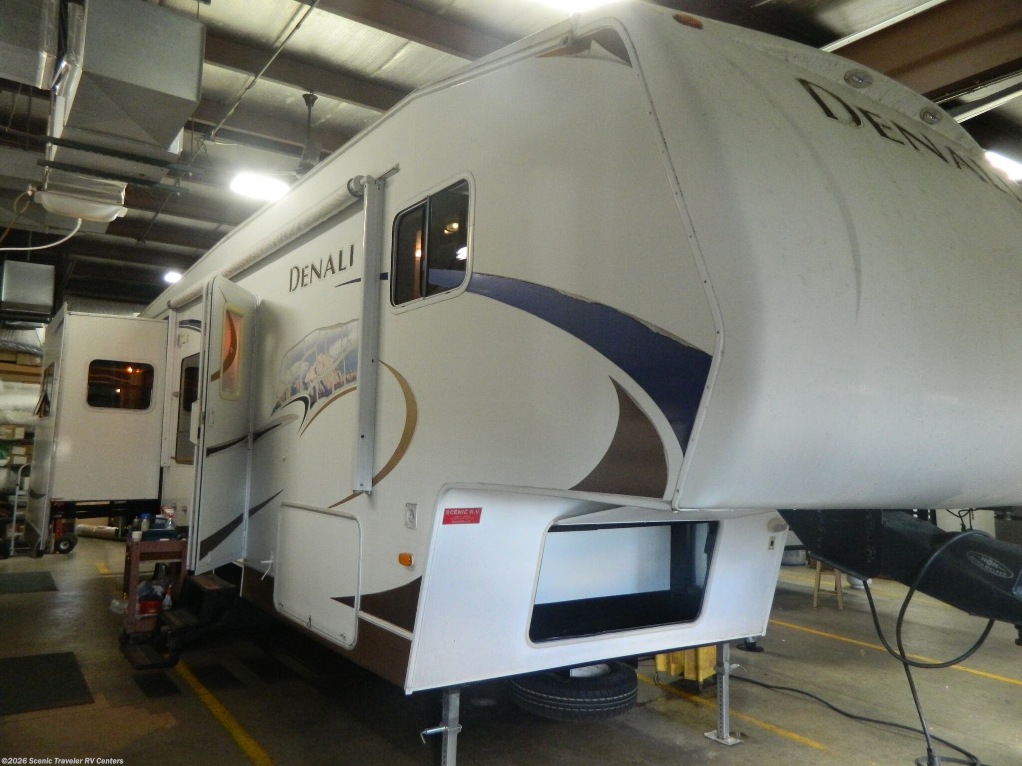 2008 Dutchmen Denali 31RGBS RV for Sale in Slinger, WI 53086 40026