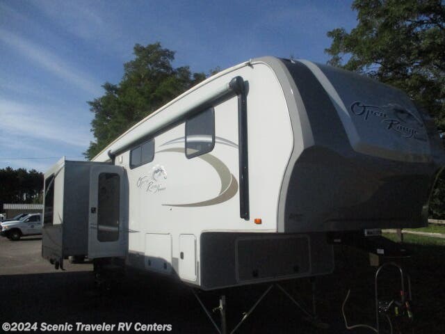 2013 Open Range Roamer 337RLS - Used Fifth Wheel For Sale by Scenic Traveler RV Centers in Baraboo, Wisconsin