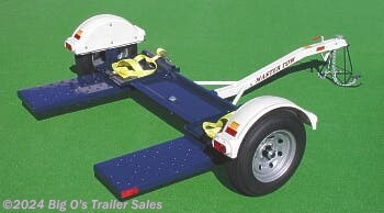 MASTER TOW DOLLIES
TOW DOLLY W/ LIGHTS
ALUMINUM WHEELS W/ RADIALS TIRES
SURGE BRAKE AXLE