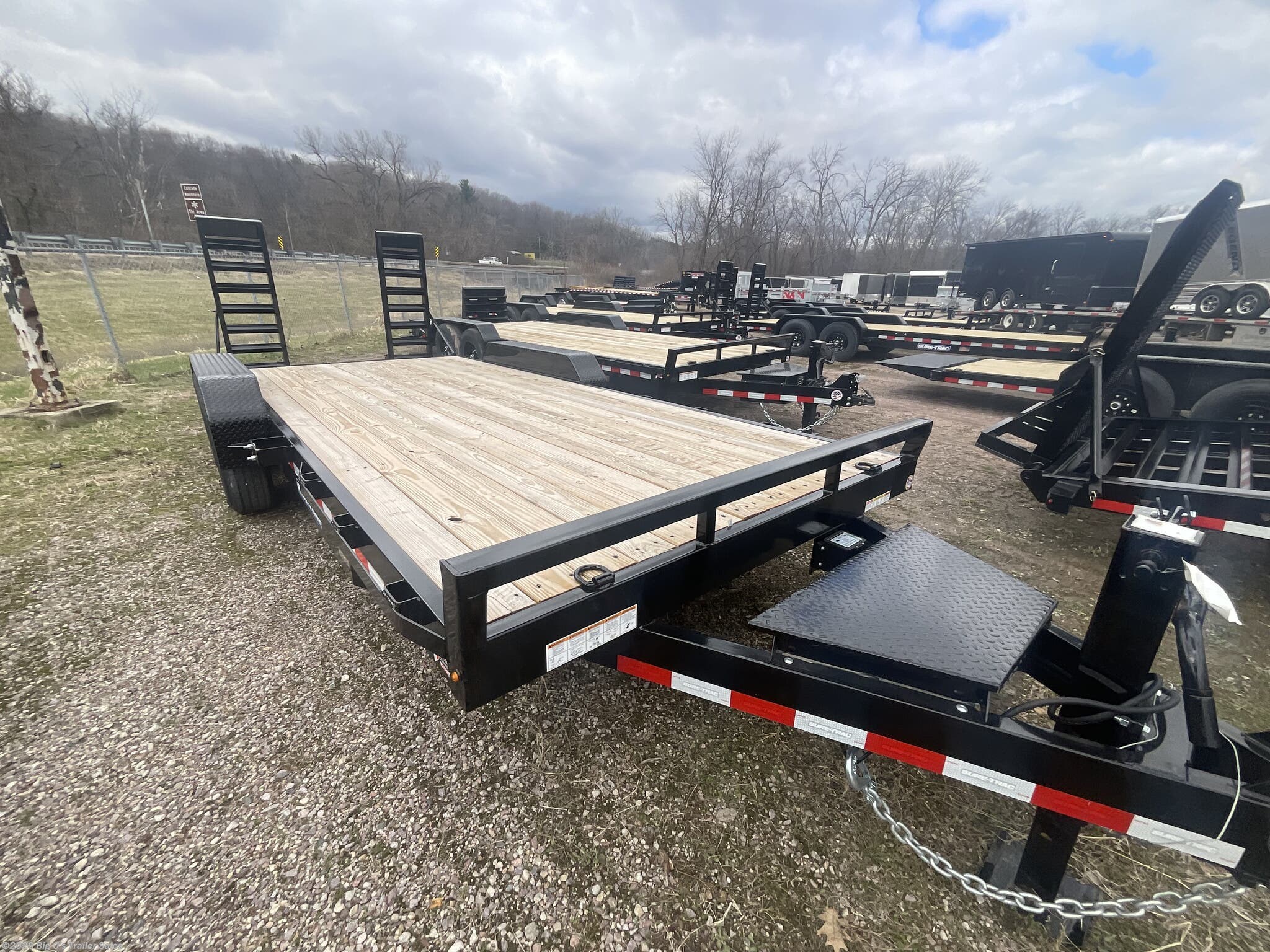 2026 ST8218ET-B-140 by Sure-Trac from Big O's Trailer Sales in Portage, Wisconsin