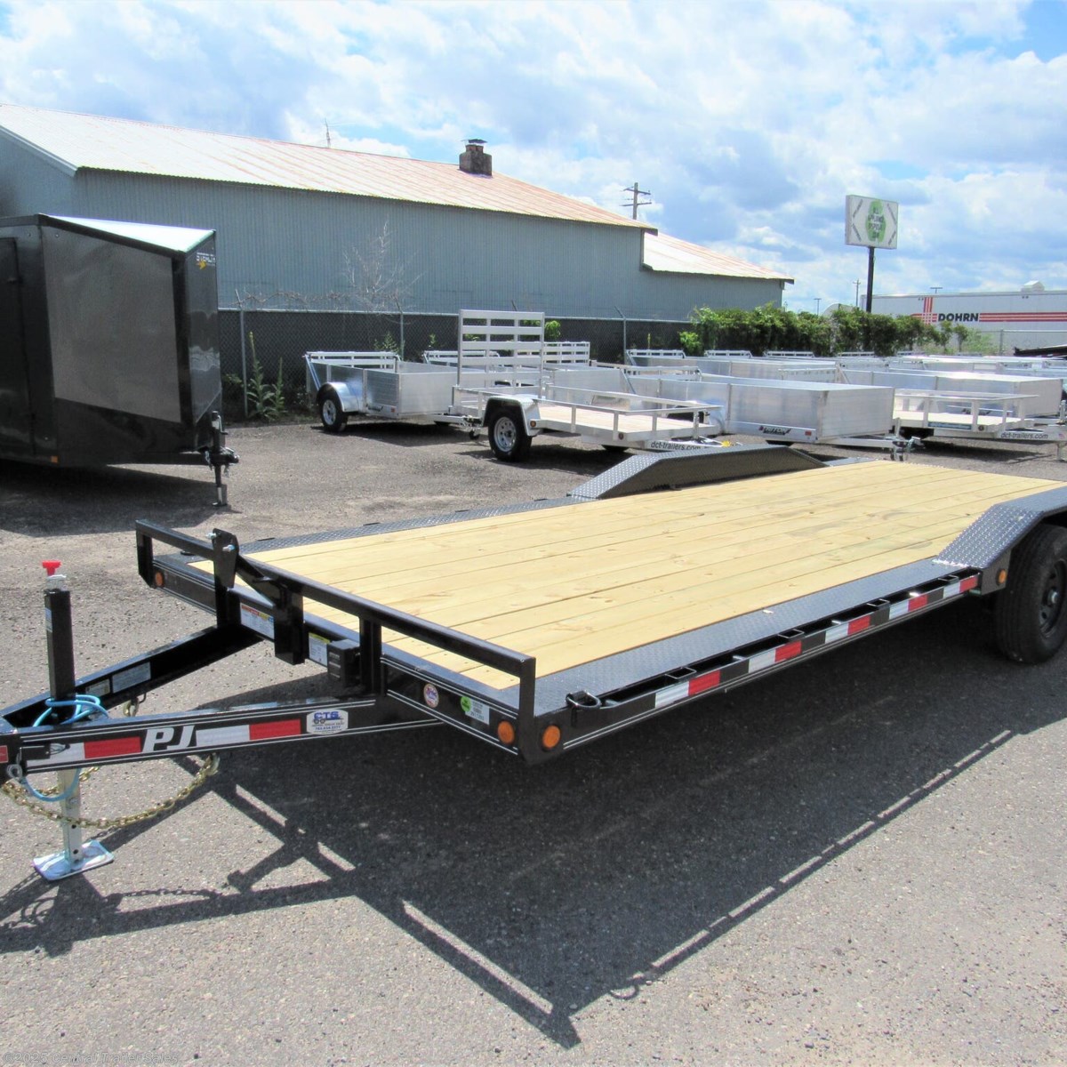 2640 2024 PJ Trailers Carhauler 5