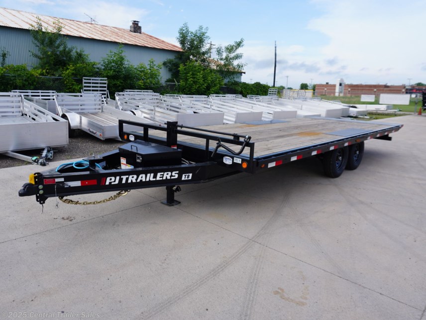New 2026 PJ Trailers T8 102&quot;x22&apos; Deckover Power Tilt Trailer 14K GVWR available in East Bethel, Minnesota