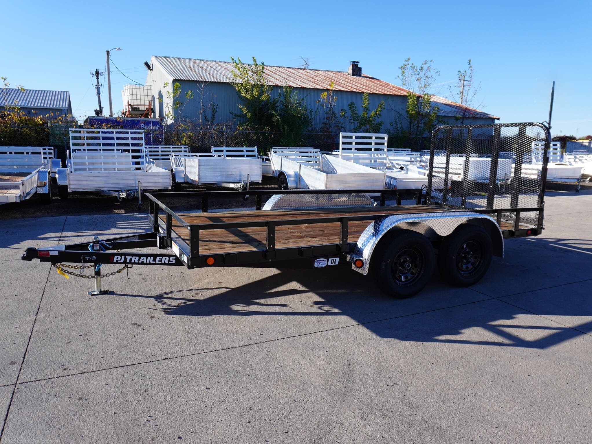 2026 PJ Trailers (UL) 83"X14' Tandem Utility Trailer