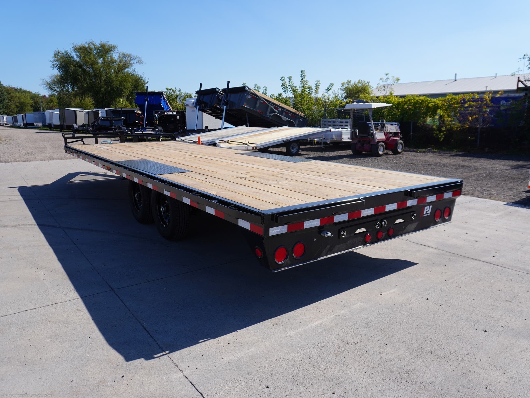 2026 F8 24ft Deckover by PJ Trailers from Central Trailer Sales in East Bethel, Minnesota