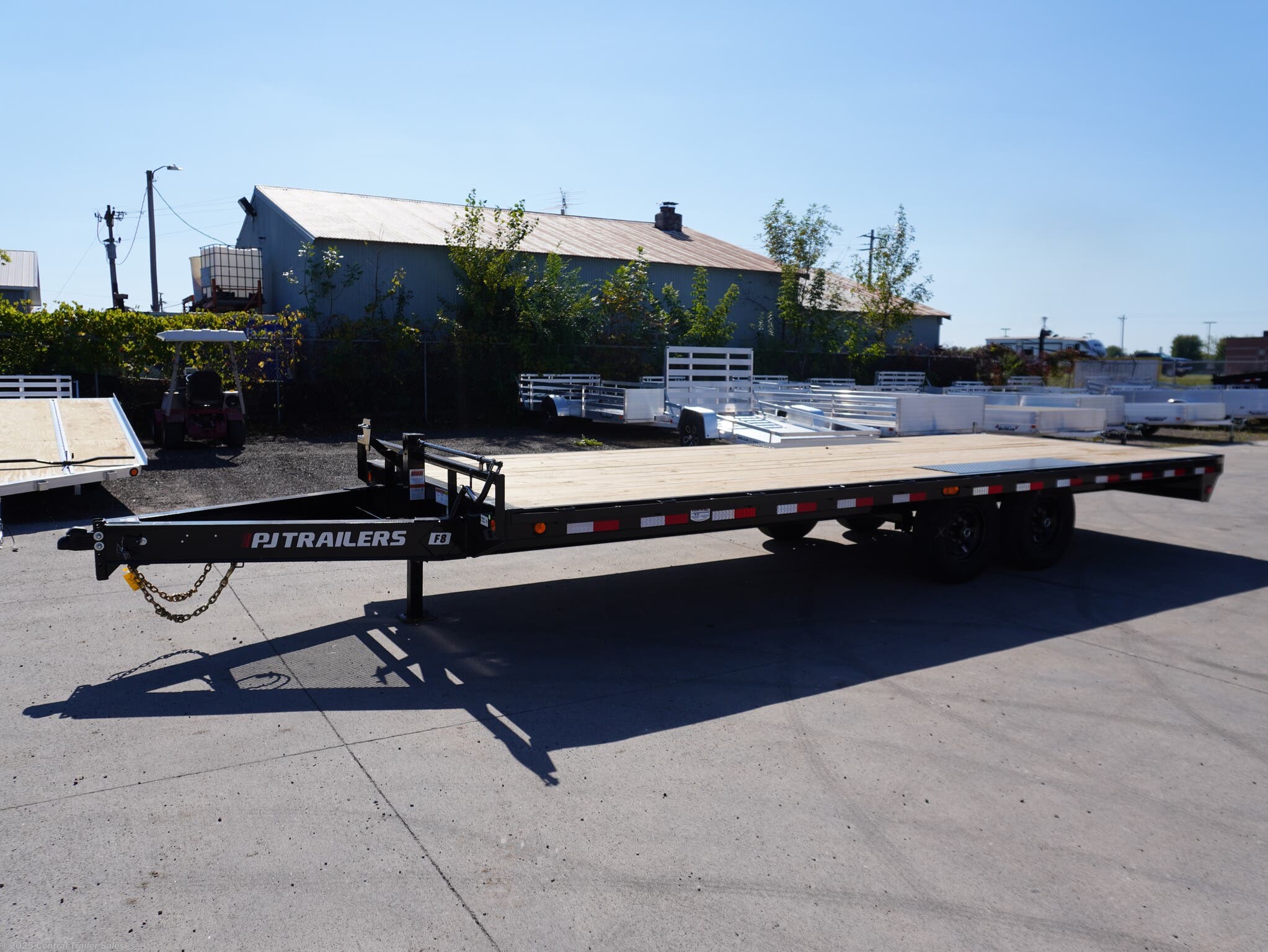 2026 PJ Trailers F8 22ft Deckover