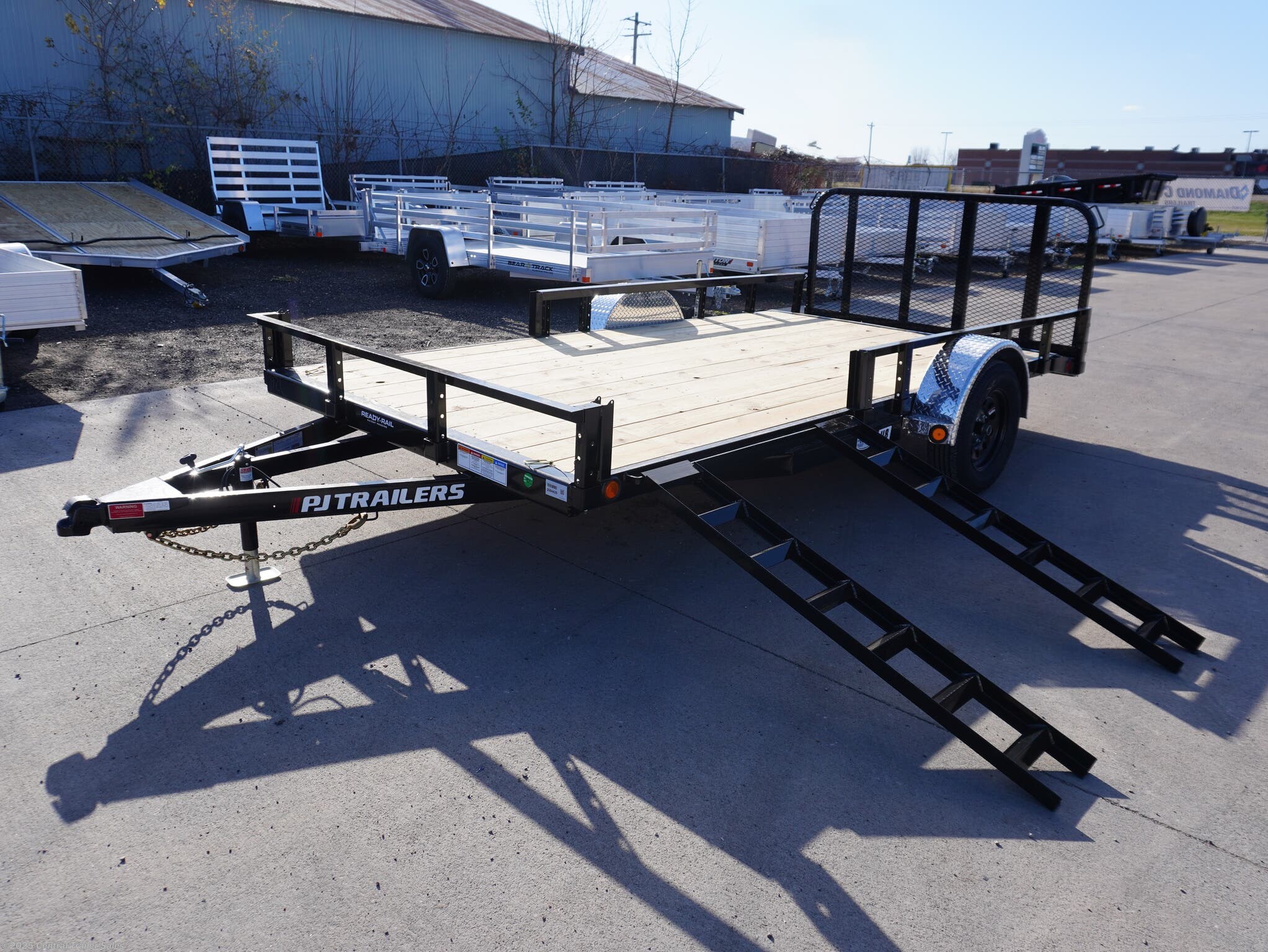 2026 PJ Trailers U8 83"x14ft Utility