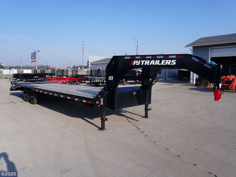 2026 PJ Trailers LS 28FT Gooseneck Deckover - New Deckover/Flat Deck Trailer for sale by Central Trailer Sales in East Bethel, Minnesota