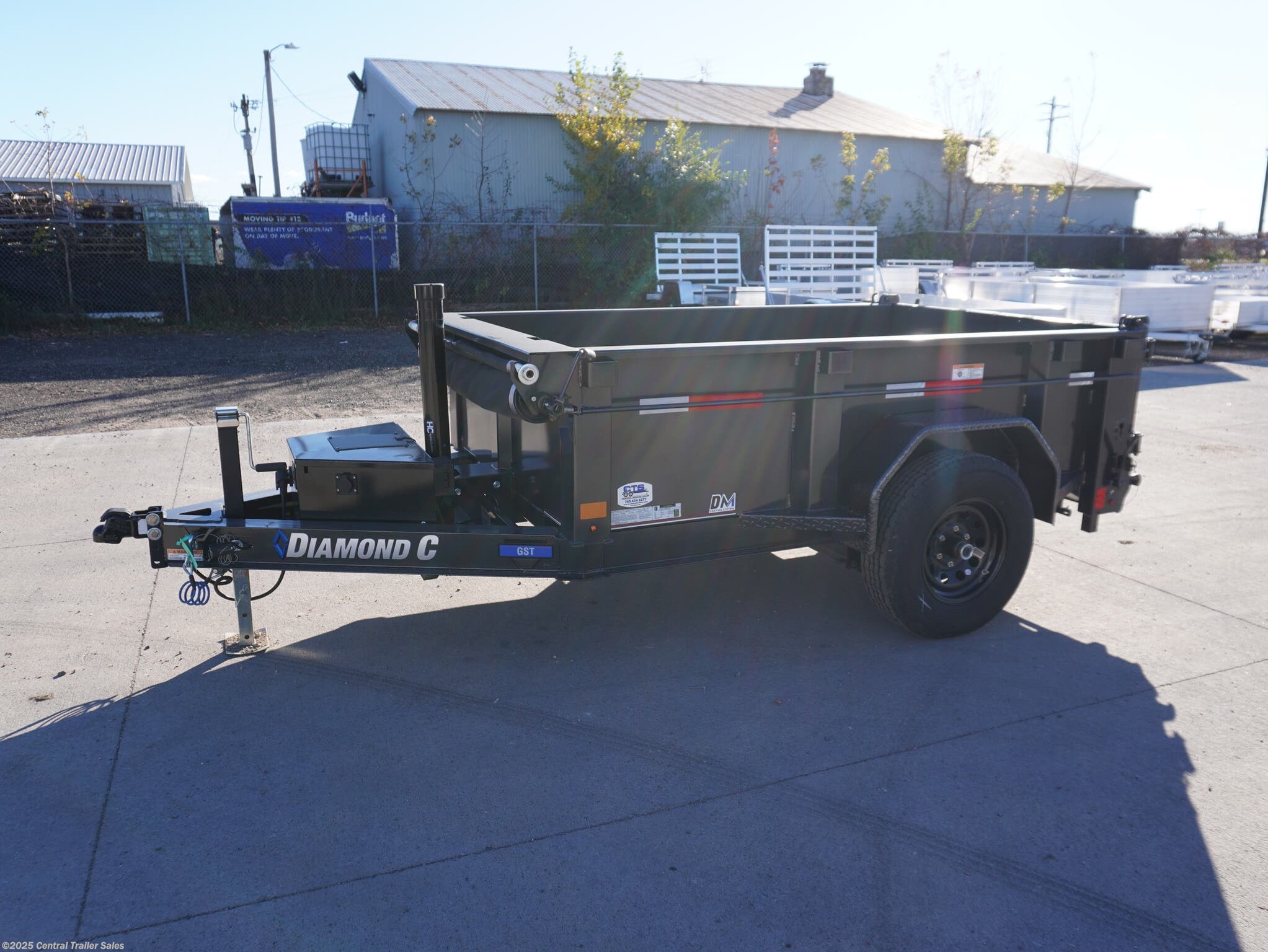 2024 Diamond C GST 5x8ft Dump