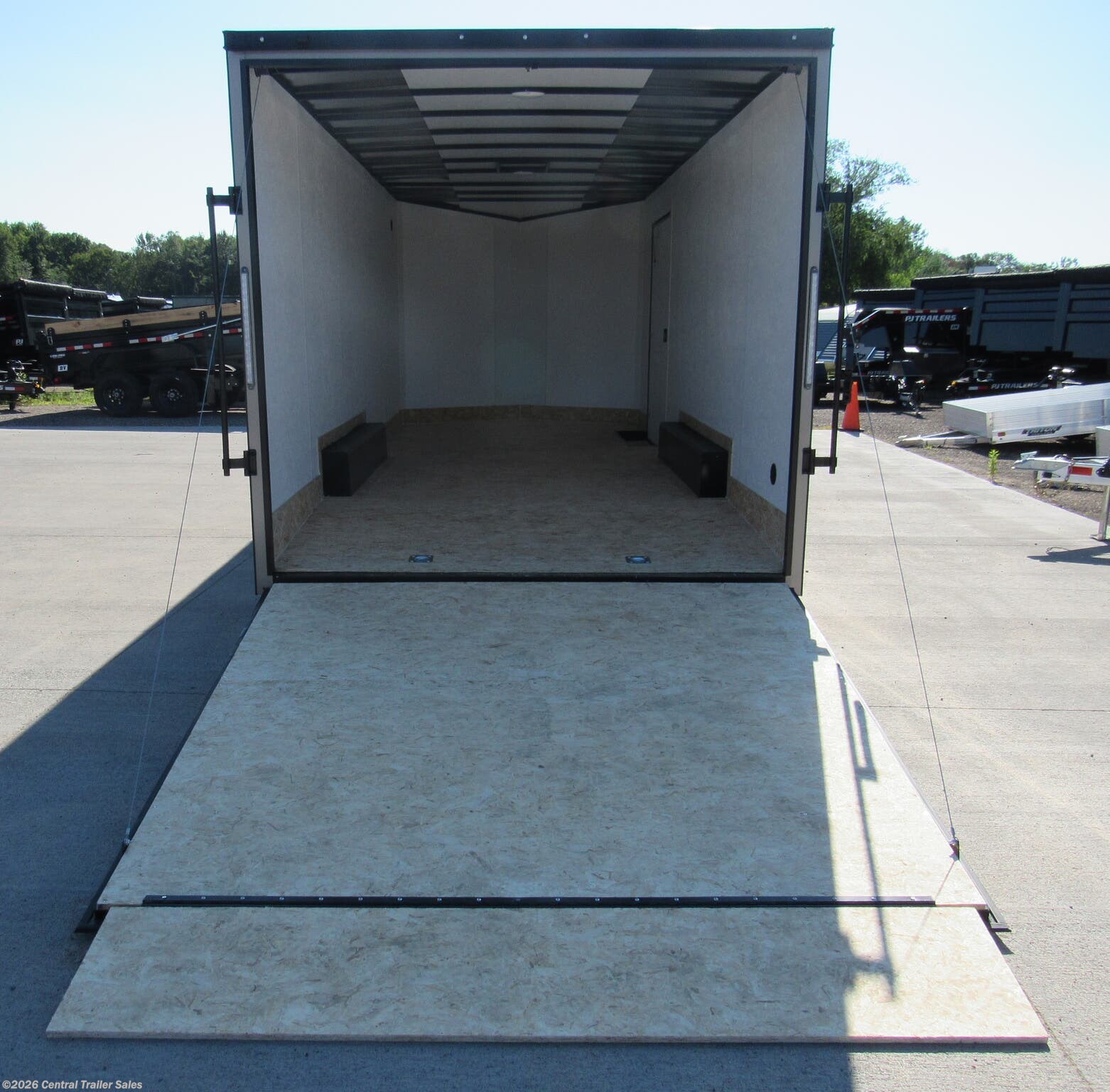 New 2026 Discovery Trailers SE 8.5x20ft Enclosed Car Hauler available in East Bethel, Minnesota