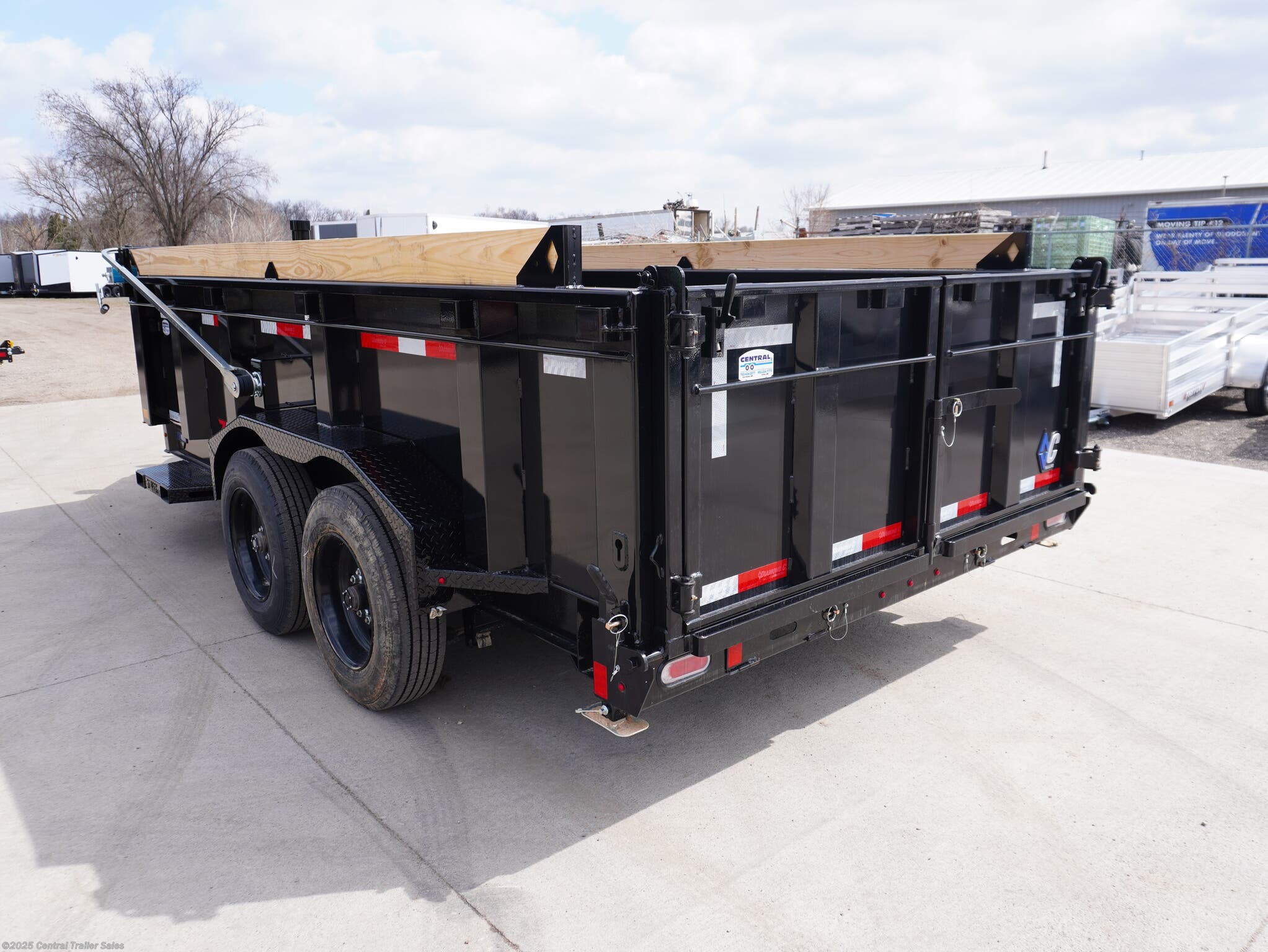 2025 LPT 82&quot;x14ft Dump Trailer by Diamond C from Central Trailer Sales in East Bethel, Minnesota