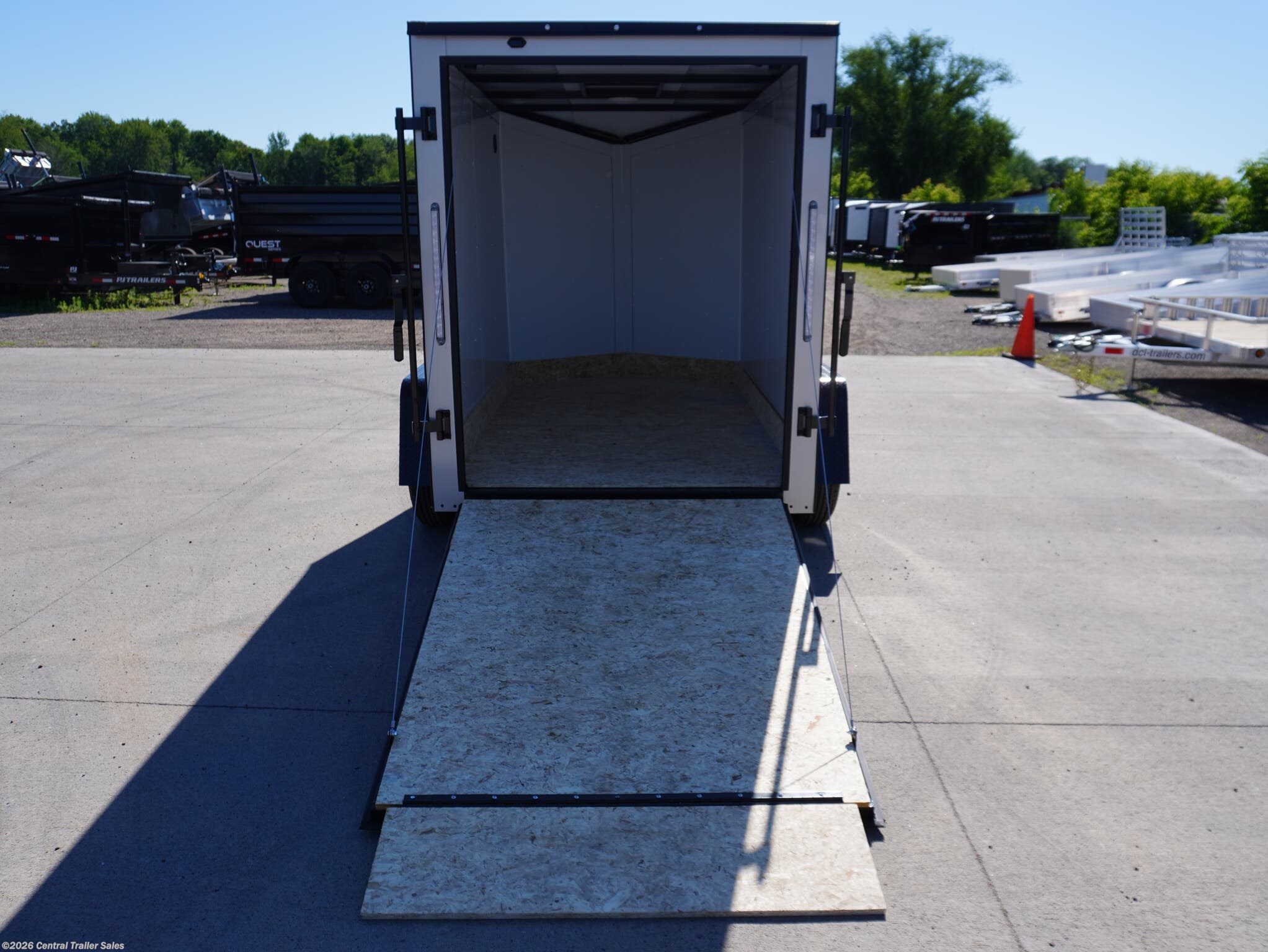 New 2026 Discovery Trailers Rover ET 5x8ft Enclosed available in East Bethel, Minnesota