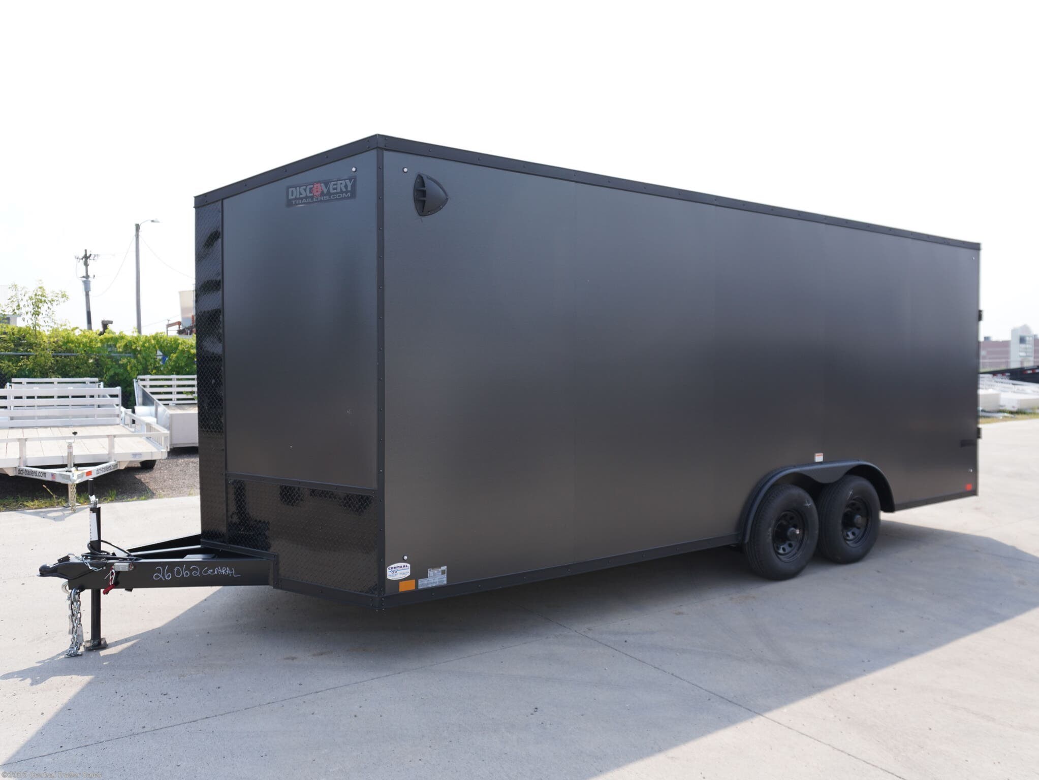 2026 Discovery Trailers SE 8.5x20ft Enclosed Car Hauler