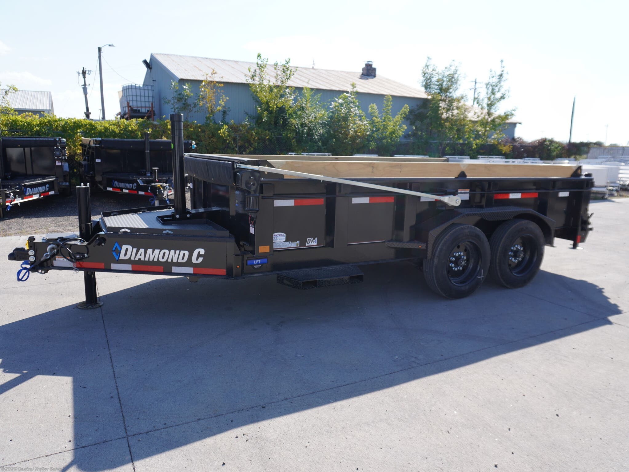 2026 Diamond C LPT 82"x14ft Dump