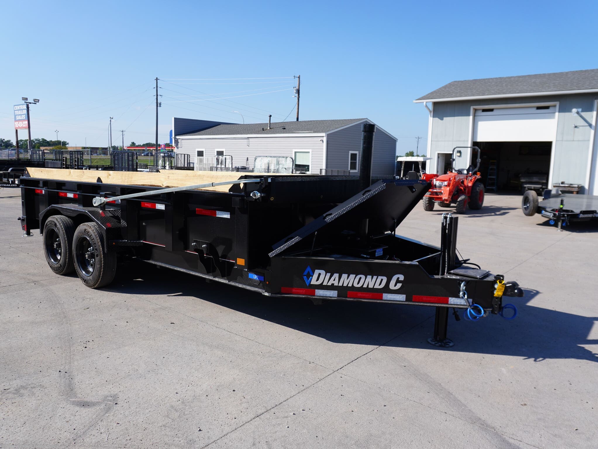 2026 Diamond C LPT 207 82"x16ft Dump - New Dump Trailer for sale by Central Trailer Sales in East Bethel, Minnesota