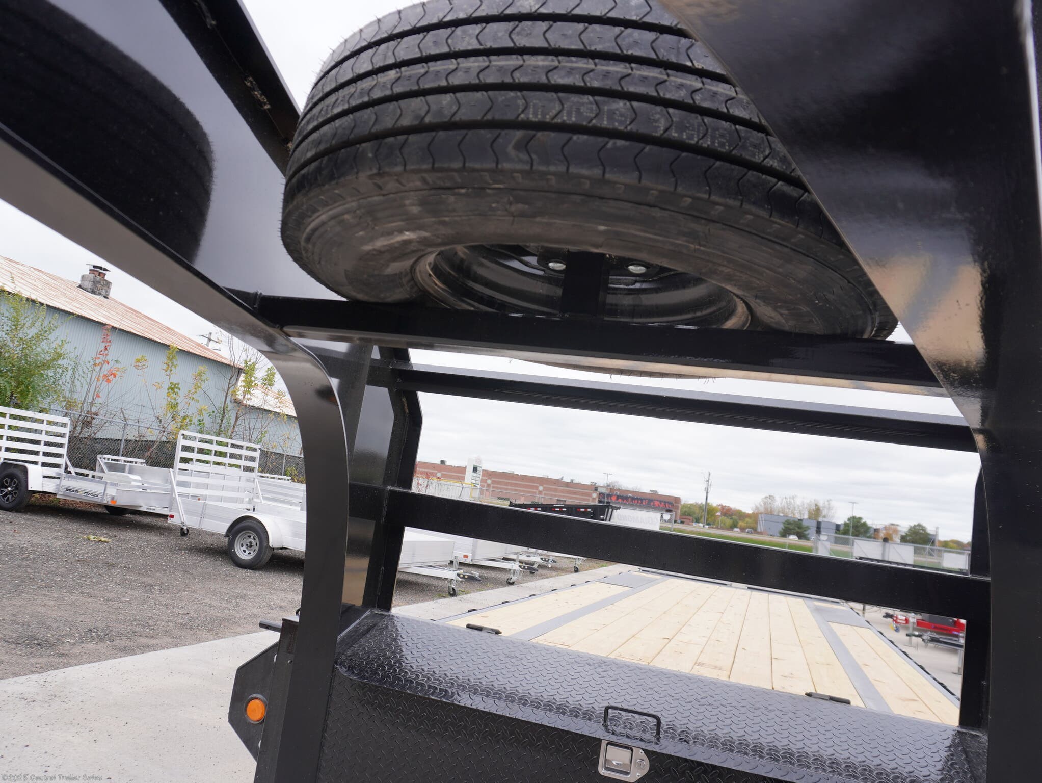 New 2026 PJ Trailers LX 30ft Low-pro Flatdeck w/8k Axles available in East Bethel, Minnesota