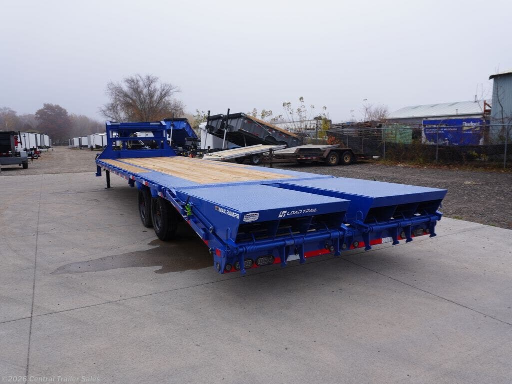 New 2026 Load Trail GP 30ft Gooseneck Deckover available in East Bethel, Minnesota