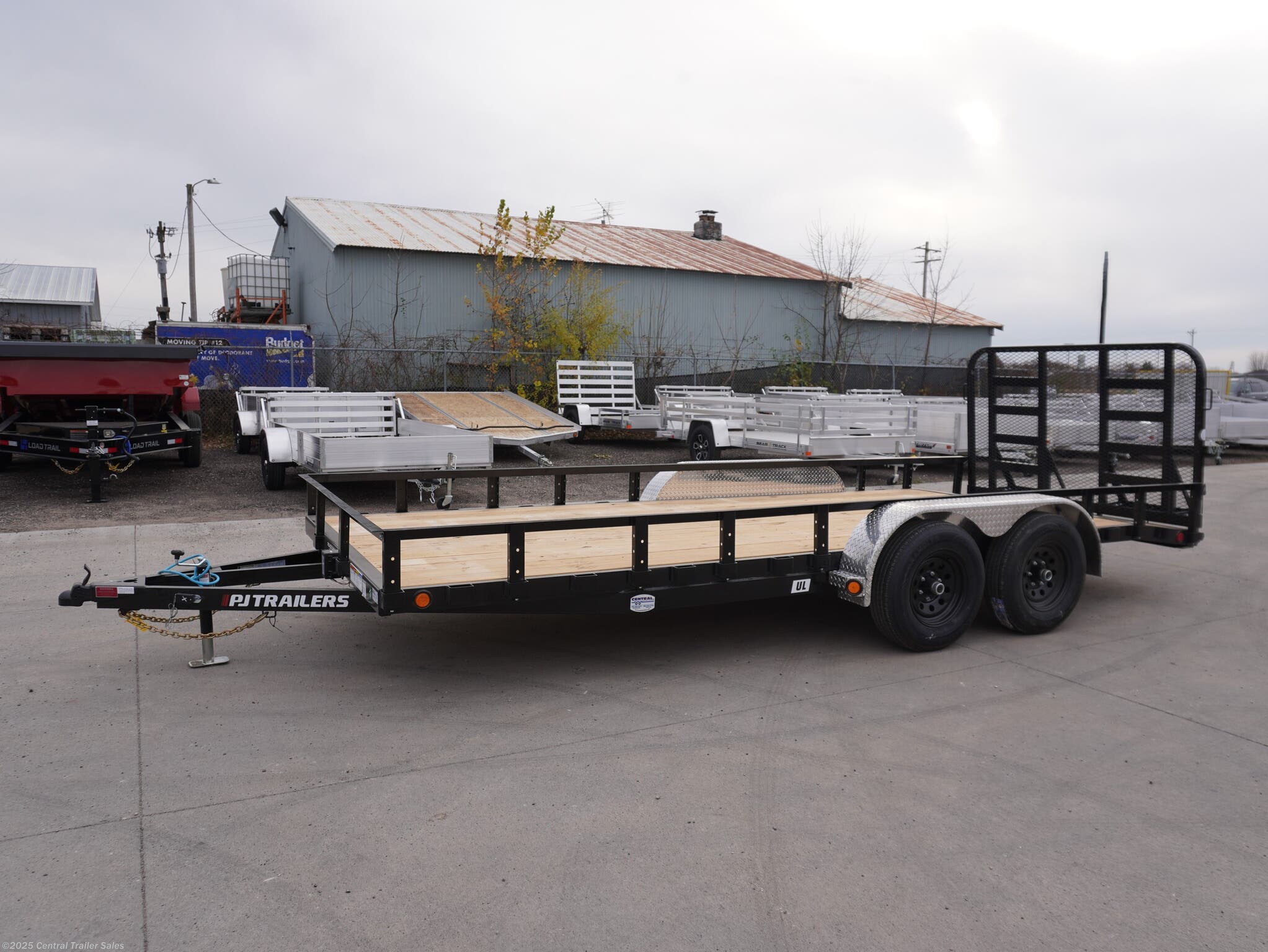 2026 PJ Trailers UL 83"x18ft Utility Trailer