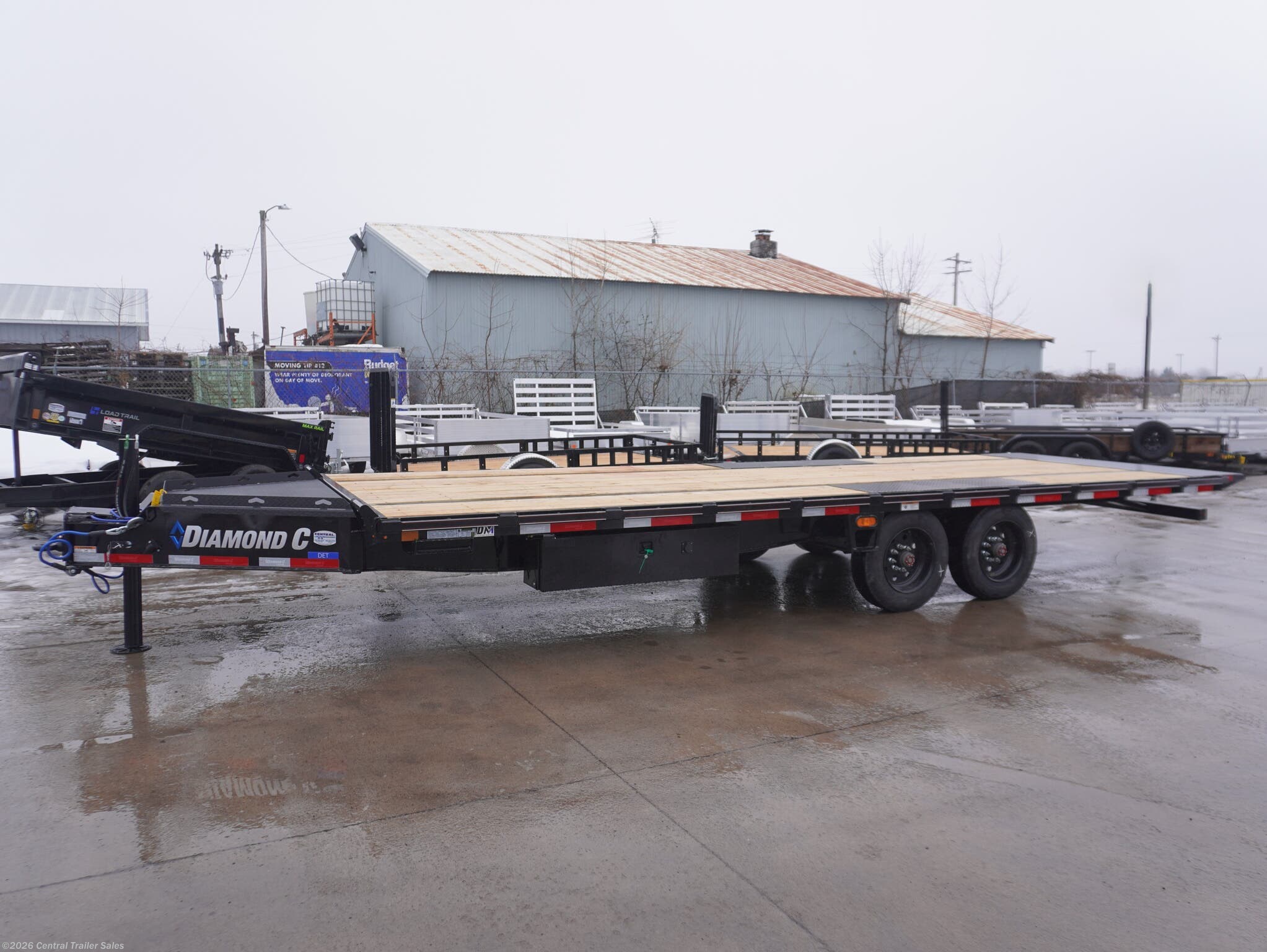 2026 Diamond C DET210 24ft Deckover Tilt