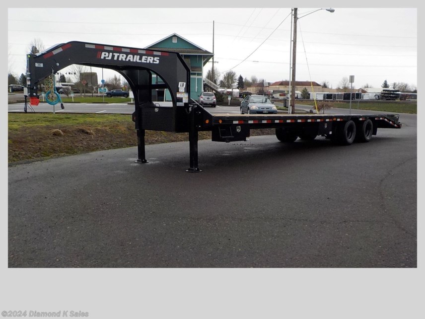 New 2023 PJ Trailers Flatdeck LD 102&quot; X 32&apos; 25.9K Power Tail available in Halsey, Oregon