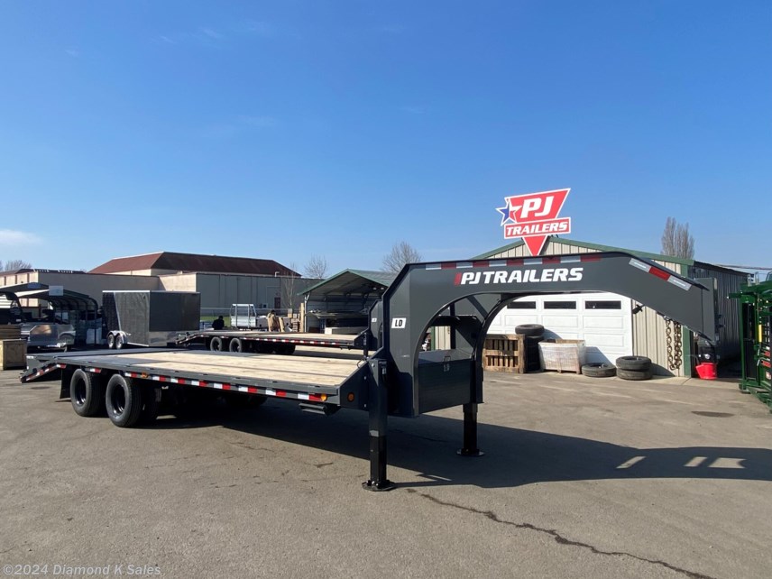 New 2023 PJ Trailers Flatdeck LD 102&quot; X 26&apos; 25K Power Tail available in Halsey, Oregon