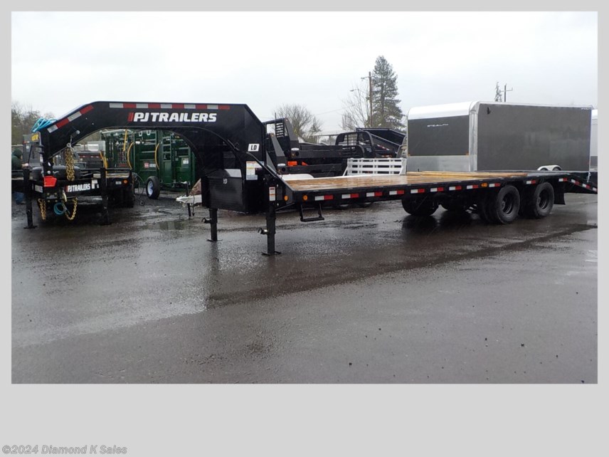 New 2023 PJ Trailers Flatdeck LD 102&quot; X 28&apos; 25.9K Low Pro available in Halsey, Oregon