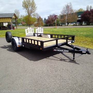 &lt;ul&gt;
&lt;li&gt;2024 P J Trailer U712-3k 77&quot; X 12&#39; Utility, (2995 G.V.W.R)&lt;/li&gt;
&lt;li&gt;3500 lb axle - 205/75/R 15 radial tires on Black mod wheels - removable aluminum fenders -&amp;nbsp; Side Mount ATV Ramps - LED lights - 2&quot; bull dog coupler - 5000 lb swing down jack - 4&quot; channel frame and wrap tongue.&lt;/li&gt;
&lt;li&gt;Spare Tire &amp;amp; Mount&lt;/li&gt;
&lt;li&gt;Black Powder Coat.&lt;/li&gt;
&lt;li&gt;Serial # 2665233&lt;/li&gt;
&lt;li&gt;&lt;span style=&quot;font-size: 10px;&quot;&gt;THERE IS A .5% DEALER PRIVILEGE TAX TO OREGON BUYERS ON ALL NEW VEHICLES INCLUDING TRAILERS AND WE HAVE A $50 DOC FEE.&lt;/span&gt;&lt;/li&gt;
&lt;/ul&gt;